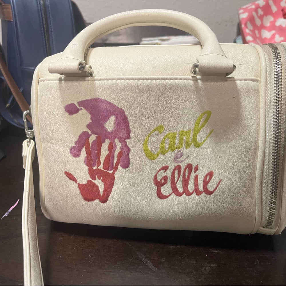 Carl & Ellie White Leatherette Top-Handle  Loungefly mailbox bag